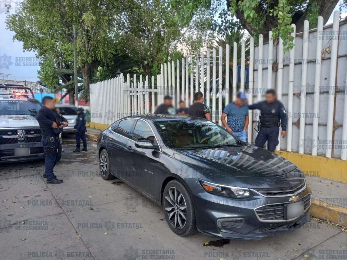 Elementos de la Secretaría de Seguridad recuperan una unidad con reporte de robo vigente