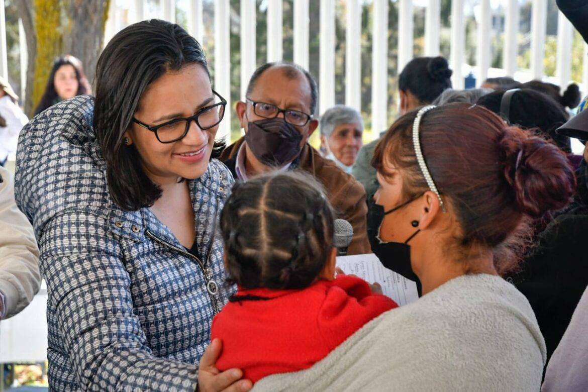 Fortalece Paola Jiménez servicios de medicina preventiva en Zinacantepec