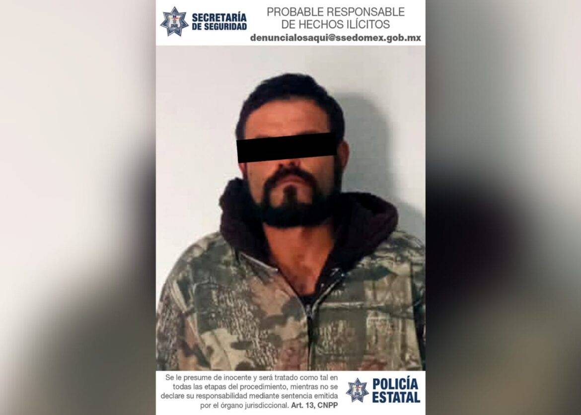 Detienen policías estatales a un hombre por su posible participación en el delito de portación de arma de fuego