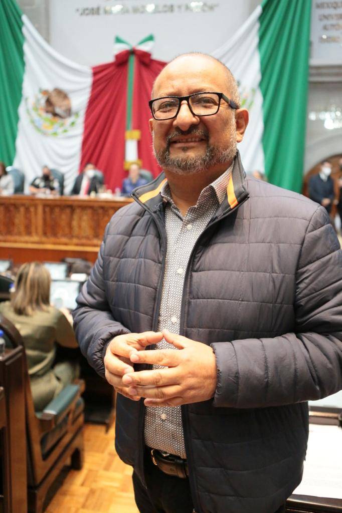 Plantea Max Correa modificar nombre de Legislatura por Congreso