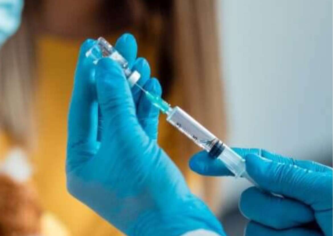 Cofepris es la primera agencia del continente en otorgar registro sanitario de manera simultánea a vacunas contra COVID-19