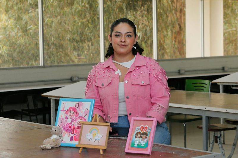 Joselin Moreno Arriaga, egresada UAEMéx ha hecho de la ilustración su pasión