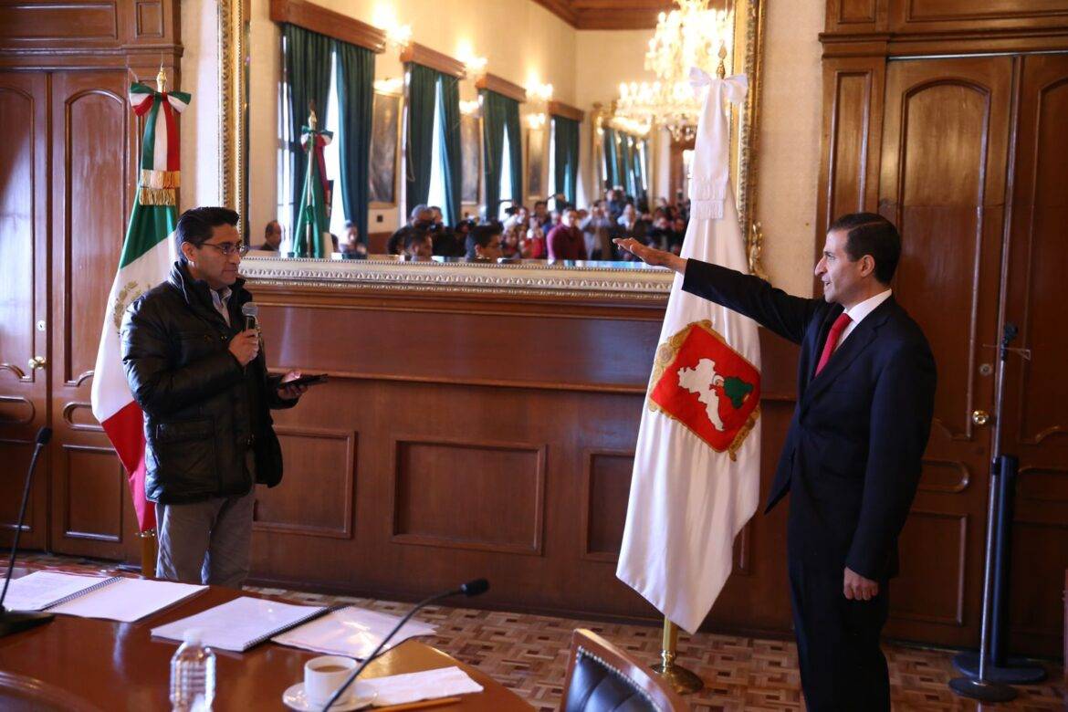 Rinde protesta Juan Maccise como presidente municipal de Toluca