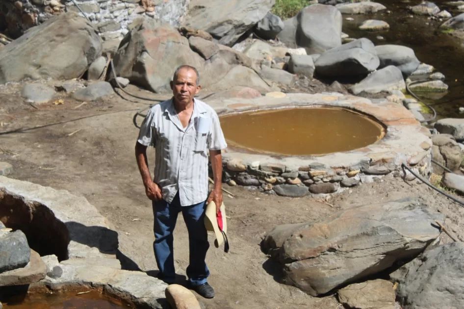 Conservan en San Miguel Ixtapan métodos ancestrales para producir sal