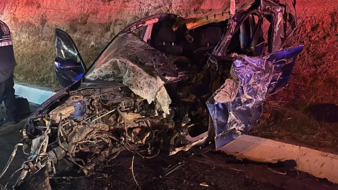 Fatal Accidente en Autopista Toluca-Zitácuaro: Dos Víctimas Mortales