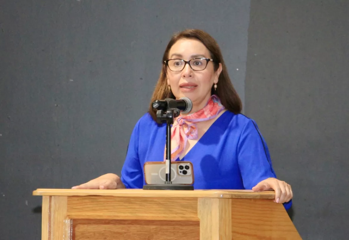 Urge regularizar 60 por ciento del territorio de Ecatepec: Azucena Cisneros