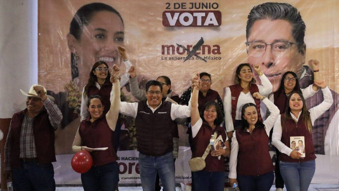 Roberto Bautista inicia campaña en Santiaguito Cuauxustenco