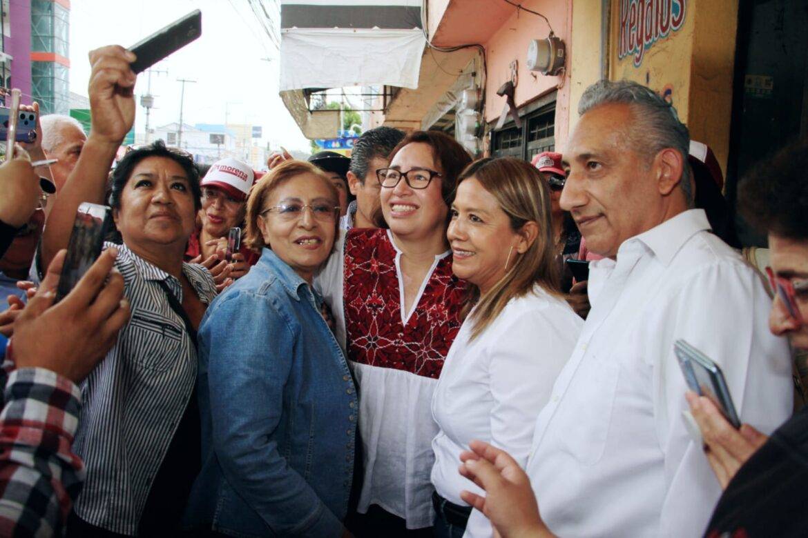 Entregan constancia de mayoría a Azucena, la primera presidenta de Ecatepec