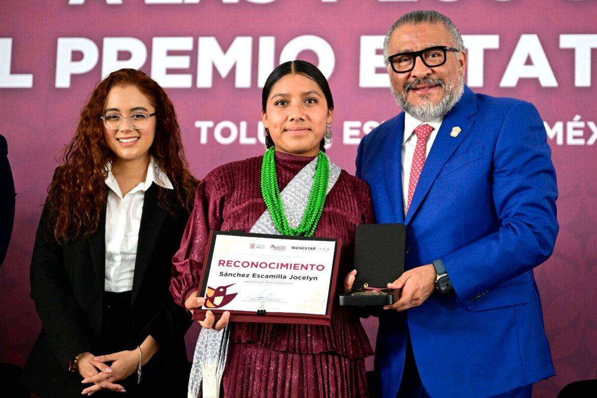 Gobernadora Delfina Gómez Álvarez reconoce e impulsa el talento mexiquense a través del Premio Estatal de la Juventud 2024