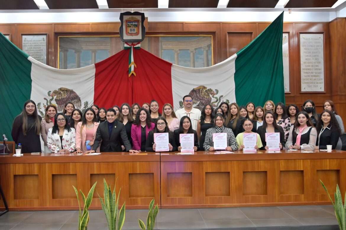 Rinde protesta Organización de Mujeres Abogadas y Mediadoras