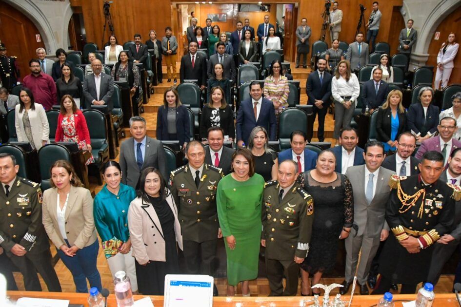 Congreso de Edomex rinde homenaje al Heroico Colegio Militar