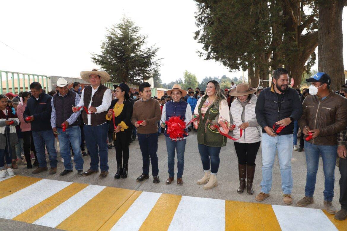 Invierten 8.4MDP en caminos y educación en la zona sur de Villa Victoria