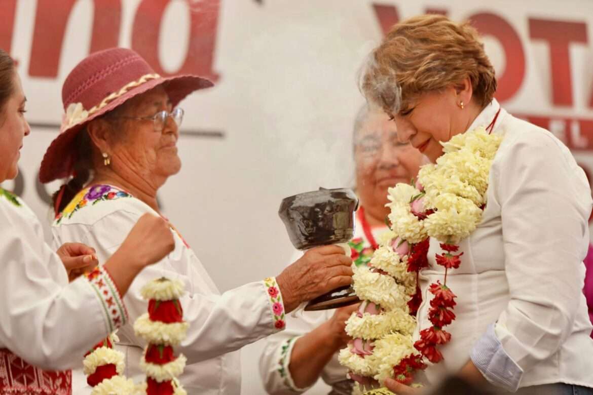 Arreglaremos los caminos saca cosecha en la región mazahua: Delfina Gómez