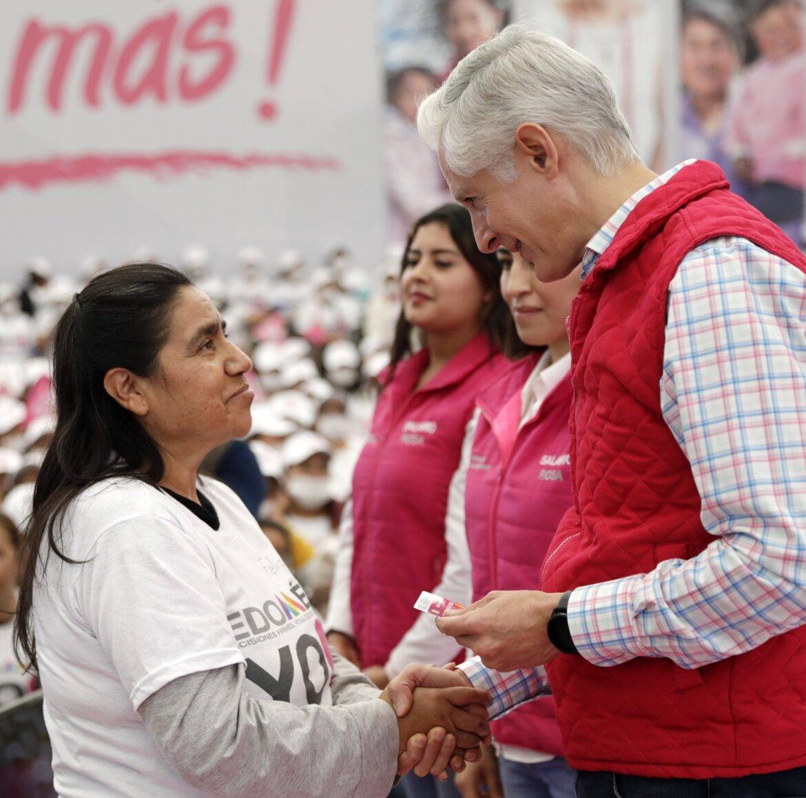 De la mano del Salario Rosa ayudamos a las mujeres a capacitarse para que puedan generar más ingresos para su familia: Alfredo del Mazo