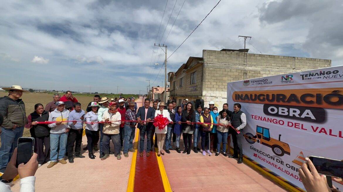 Entrega Roberto Bautista más obras y acciones en Tenango del Valle