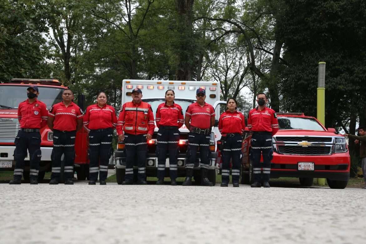 Ratifican policías, bomberos y elementos de Protección Civil de Toluca votos de Honor, Disciplina y Lealtad