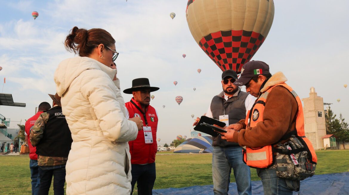 Verifican autoridades documentación de empresas operadoras de globos aerostáticos en Teotihuacán